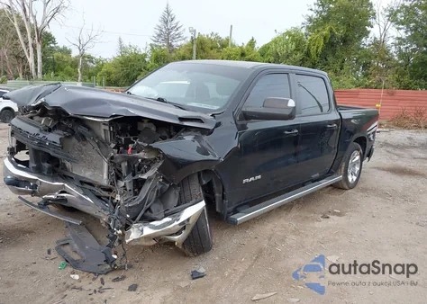 2021 Ram 1500 Big Horn 4X4 5'7 Box из США, поврежденный, VIN 1C6SRFFT5MN792309